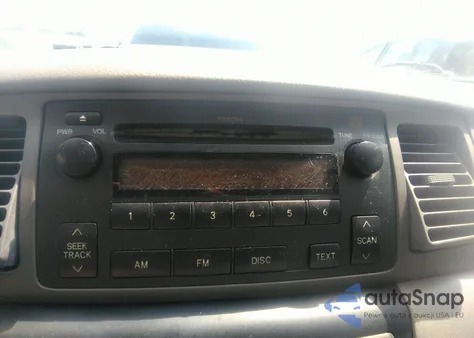 2005 Toyota Corolla Ce z USA, uszkodzony, nr VIN 1NXBR32E35Z526675